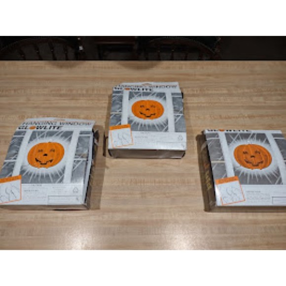 Vintage Lot of 3 Glow Lite Hanging Window Plug In Pumpkin Blow Molds In Boxes - Picture 3 of 13